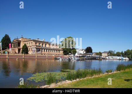 State Museum Schwerin, dans l'ancien jardin avec pier dans le Schweriner lake, Schwerin, Schleswig-Holstein, Allemagne, Europe Banque D'Images