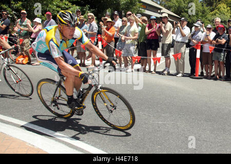 Lance Armstrong en compétition dans l'étape 2 du Tour Down Under en 2009 Hahndorf Australie Banque D'Images