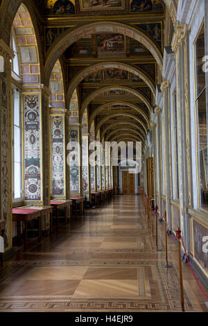 Une caractéristique clé de l'Empereur Nicolas I de neuf Hermitage, achevé en 1852, cet ensemble était de Raphael loggias. Banque D'Images