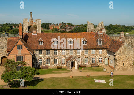 Atelier à l'intérieur de Framlingham Castle, Suffolk, Angleterre Banque D'Images