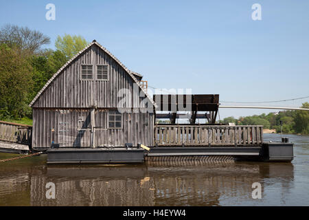 Moulin de navires sur la rivière Weser, Minden, Rhénanie du Nord-Westphalie, Allemagne Banque D'Images