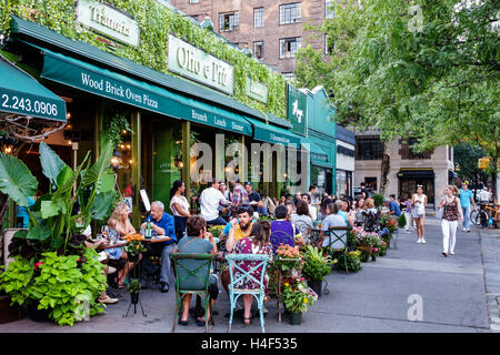 New York City, NY NYC Manhattan, West Village, Olio e PIU, cuisine italienne, restaurant restaurants repas cafés, trattoria, trottoir, repas en plein air, brunc Banque D'Images