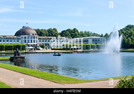 Park Hotel et le lac Hollersee, Brême, Allemagne Banque D'Images