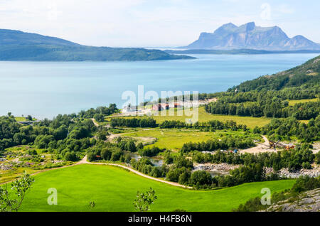 Fugløya island, dans le Nord de la Norvège Banque D'Images