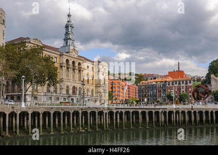 Façade principale de la Mairie de Bilbao, Pays Basque, Espagne, Europe, Banque D'Images