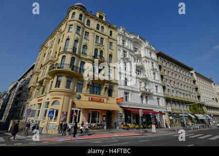 Linke Wienzeile coin de rue. Majolikahaus et Otto Wagner Chambre. Vienne, Autriche Banque D'Images