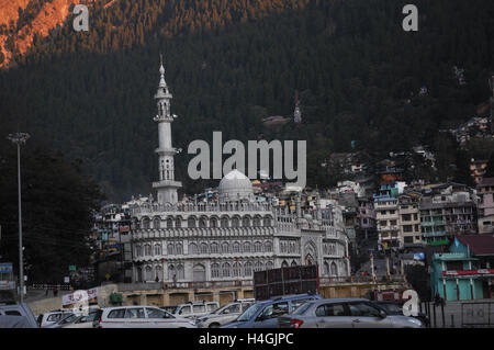 , Nainital Uttarakhand, Inde- Novembre 11, 2015 : La Belle à Jama Masjid, Mallital, Nainital Uttarakhand, Inde. Nainital Banque D'Images