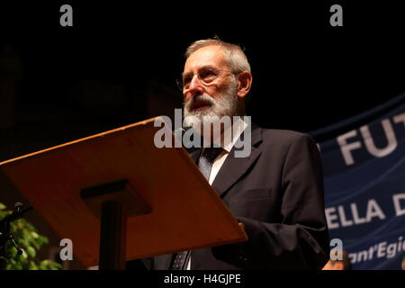 Roma, Italie. 15 Oct, 2016. Riccardo Di Segni, Grand Rabbin de Rome, au cours de la commémoration de la déportation des juifs de Rome © Matteo Nardone/Pacific Press/Alamy Live News Banque D'Images