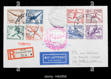 Enveloppe poste Zeppelin, LZ129 'Hindenberg' du village olympique, de Berlin à New York, 5.8.1936 (également sur fond blanc) Banque D'Images