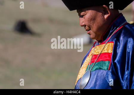 Au cours d'un rituel sur les chamans Erdyn (Erdyn festival Jeux Naadan) dans la région d'Irkoutsk, Russie Baikal Lake près de Banque D'Images