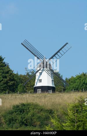 Cobstone moulin au-dessus de Turville Village, les Chilterns, dans le Buckinghamshire. Banque D'Images