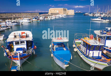 Le port d'Héraklion, Crète Banque D'Images