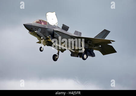 Royal Air Force Lockheed Martin F-35B Lightning II Joint Strike Fighter, VMFAT/501, ZM137 à RAF Fairford, Gloucestershire, Royaume-Uni. Banque D'Images