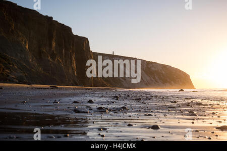 Lever du soleil sur la plage de Yaverland sur l'île de Wight Banque D'Images