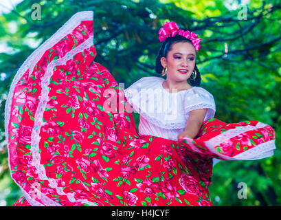 Dancer participe à la 23e International Mariachi Charros & festival à Guadalajara, Mexique Banque D'Images