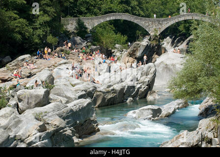 Pont Romain Ponte dei Salti Lavertezzo dans, Tessin, Suisse, Europe Banque D'Images