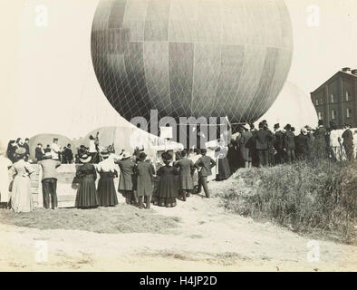 La troisième Gordon Bennett balloon race, Anonyme, 1908 Banque D'Images