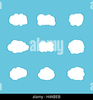 Jeu de nuages blancs sur fond bleu collection Banque D'Images