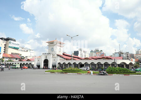 Le marché Ben Thanh à Hô Chi Minh ville, Viet Nam Banque D'Images