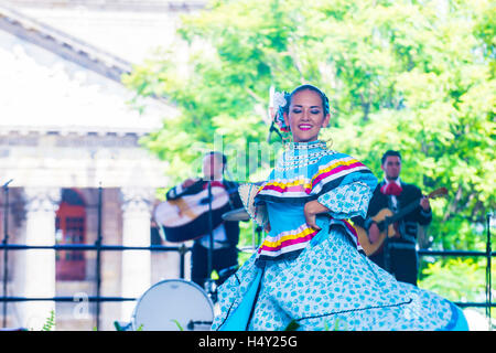 Danseurs de participer à la 23e International Mariachi Charros & festival à Guadalajara, Mexique Banque D'Images