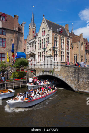 Bateau visite du canal , Dijver, Bruges, Belgique Banque D'Images