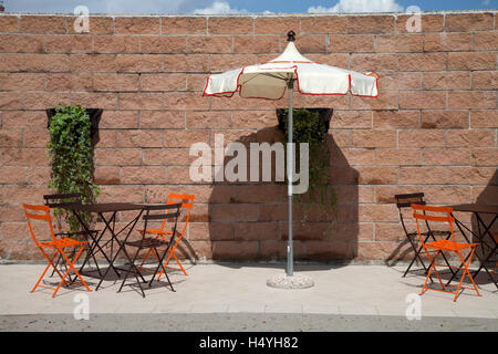 Café sur la plage, Albenga, d'Azur, Ligurie, Italie, Europe Banque D'Images