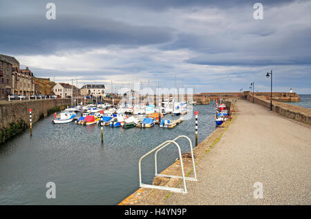 Une vue sur la marina à Banff, Aberdeenshire, Ecosse, Royaume-Uni. Banque D'Images