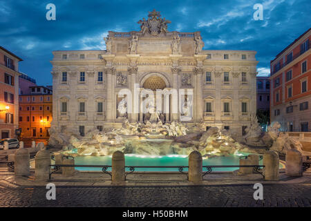 Fontaine de Trevi, à Rome. Image de la célèbre fontaine de Trevi à Rome, Italie. Banque D'Images