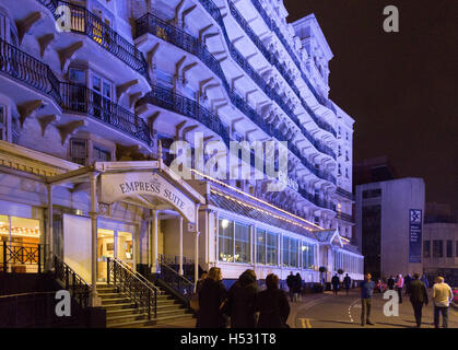 Le Grand Hotel Brighton la nuit, le front de mer de Brighton, Brighton Sussex UK Banque D'Images