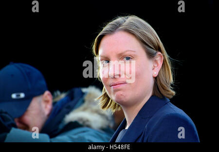 Tracey Crouch député (Con : Chatham et Aylesford) Sous-secrétaire d'État parlementaire pour le sport, patrimoine et tourisme, à la... Banque D'Images