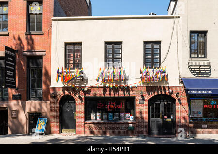 Stonewall Inn bar gay extérieur de l'immeuble, maintenant, notre hôtel, est emblématique dans le mouvement des droits des homosexuels Banque D'Images