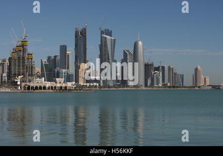 Skyline, West Bay, Doha, Qatar, Moyen-Orient, Asie Banque D'Images