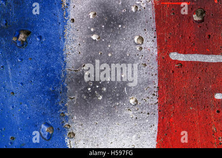 Bleu Blanc et rouge France grunge flag peint sur mur, bannière nationale française Banque D'Images