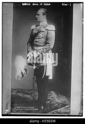 Ce titre fait probablement référence à une image ou à un événement lié au Grand-Duc de H. un contexte supplémentaire est nécessaire pour déterminer le nom complet de l'individu et sa signification historique. Banque D'Images