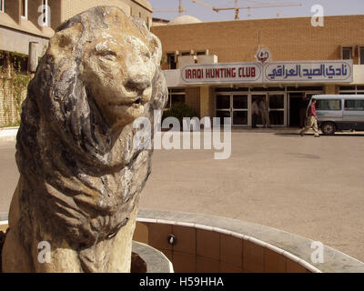 23 octobre 2003 Le Club de chasse de l'Iraq, Bagdad, Iraq, un lieu de prédilection des fils aîné de Saddam Hussein, Oudaï. Banque D'Images