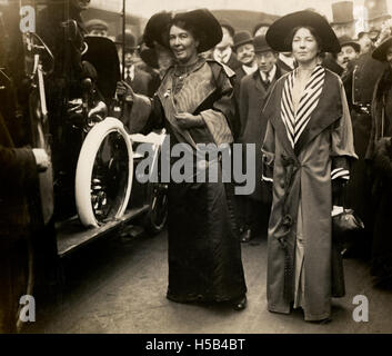 Emmeline Pethick Lawrence et Sylvain Pankhurst, c.1908 - c.1912.