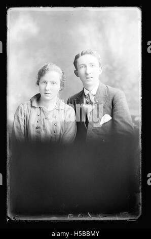 Enregistrement historique d'une image spécifique identifiée comme D1422 B76292 l 099, qui fait partie d'une collection d'archives. Les détails sur le sujet sont fournis conformément aux directives d'archivage. Banque D'Images