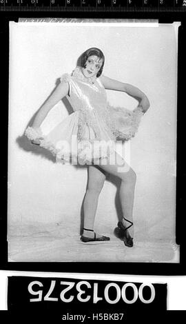 5 Petite Peggy artiste Cabaret Banque D'Images