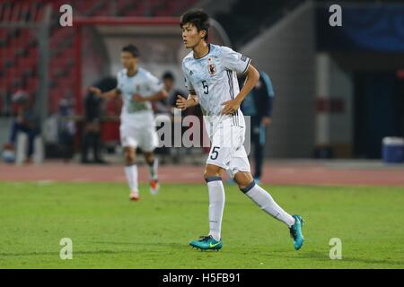 Riffa, Bahreïn. 20 Oct, 2016. Takehiro Tomiyasu (JPN) Football/soccer : AFC U-19 Championship Bahreïn 2016 match du groupe C entre le Qatar 0-3 Japon à Bahrain National Stadium à Al Manamah, Bahreïn . © AFLO/Alamy Live News Banque D'Images