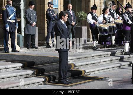 Oviedo, Espagne. 21 octobre, 2016. Président des Asturies, Javier Fernandez à Oviedo le Vendredi, 21 octobre 2016 Credit : Gtres más información en ligne Comuniación,S.L./Alamy Live News Banque D'Images