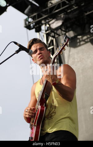 Jökull Júlíusson de Kaleo réalise à la vie est belle Music Festival Jour 3 Le 27 septembre 2015 à Las Vegas, Nevada. Banque D'Images