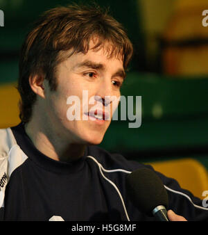 Justin Grégoire de Havant, susceptible d'être suspendu pour son historique du club FA Cup Match à Anfield contre Liverpool, représentée dans le stand à Thurrock Thurrock - Club de Football vs Havant & Waterlooville - Blue Square South à Ship Lane - 23/01/08 Banque D'Images