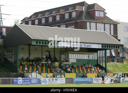 La tribune principale à Thurrock Thurrock - Club de Football vs Sutton United - Conférence nationale au sud à Ship Lane - 28/04/07 Banque D'Images