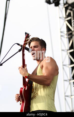 Jökull Júlíusson de Kaleo réalise à la vie est belle Music Festival Jour 3 Le 27 septembre 2015 à Las Vegas, Nevada. Banque D'Images