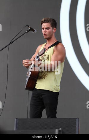 Jökull Júlíusson de Kaleo réalise à la vie est belle Music Festival Jour 3 Le 27 septembre 2015 à Las Vegas, Nevada. Banque D'Images