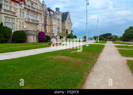 Belle Magdalena Palace dans la ville de Santander Banque D'Images