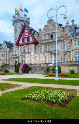 Belle Magdalena Palace dans la ville de Santander Banque D'Images