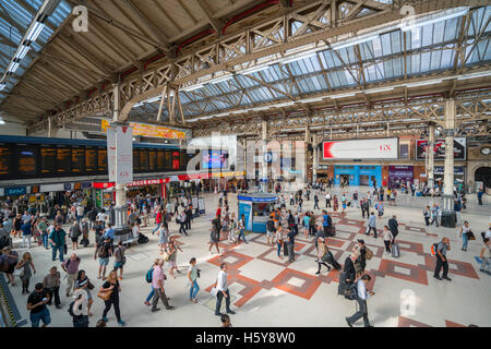 Grand angle de visualisation sur la station Victoria Hall London Banque D'Images