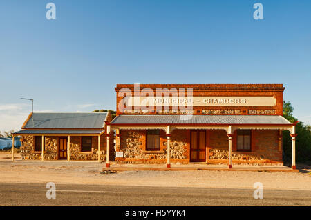 Chambres municipales historiques dans l'Outback du village de Silverton. Banque D'Images