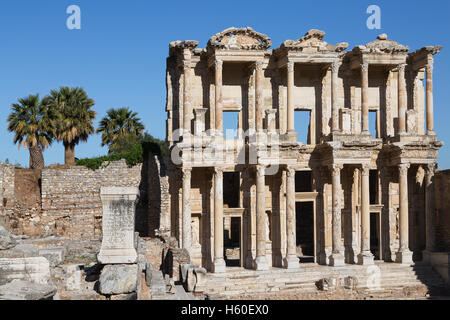 Bibliothèque Antique construit par les Romains à Éphèse, Selcuk, Izmir, Turquie. Banque D'Images